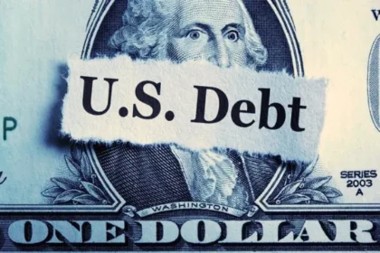 Bitcoin Might Not Kill Dollar, but It’s US Debt Economist