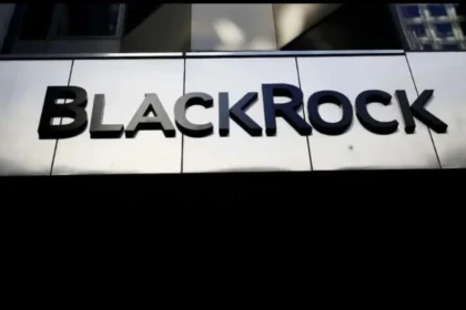 BlackRock's Bitcoin ETF IBIT Gains Top 10 Status with Extended Inflows